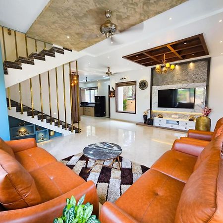 Premium Chalet Lonavala Ngoại thất bức ảnh