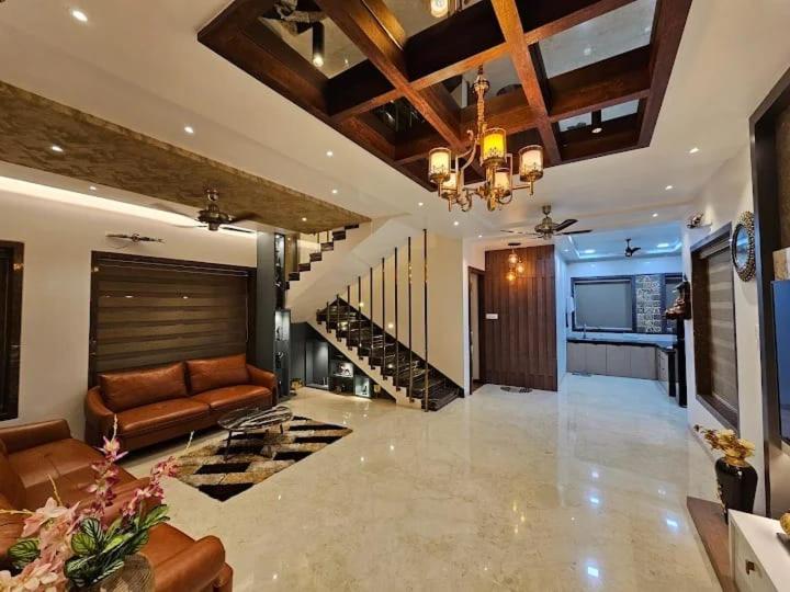 Premium Chalet Lonavala Ngoại thất bức ảnh