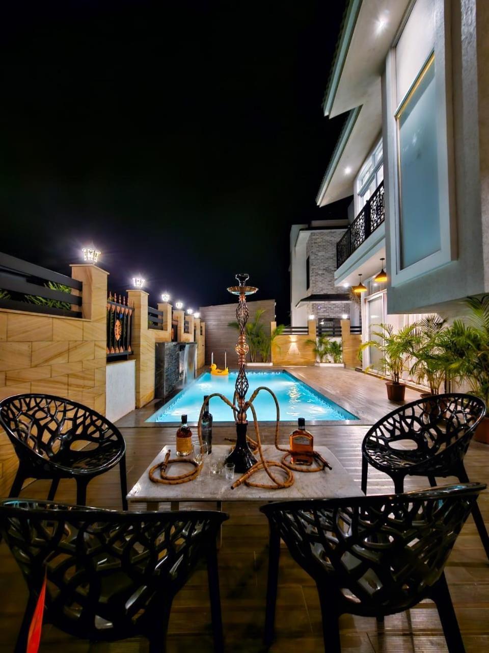 Premium Chalet Lonavala Ngoại thất bức ảnh